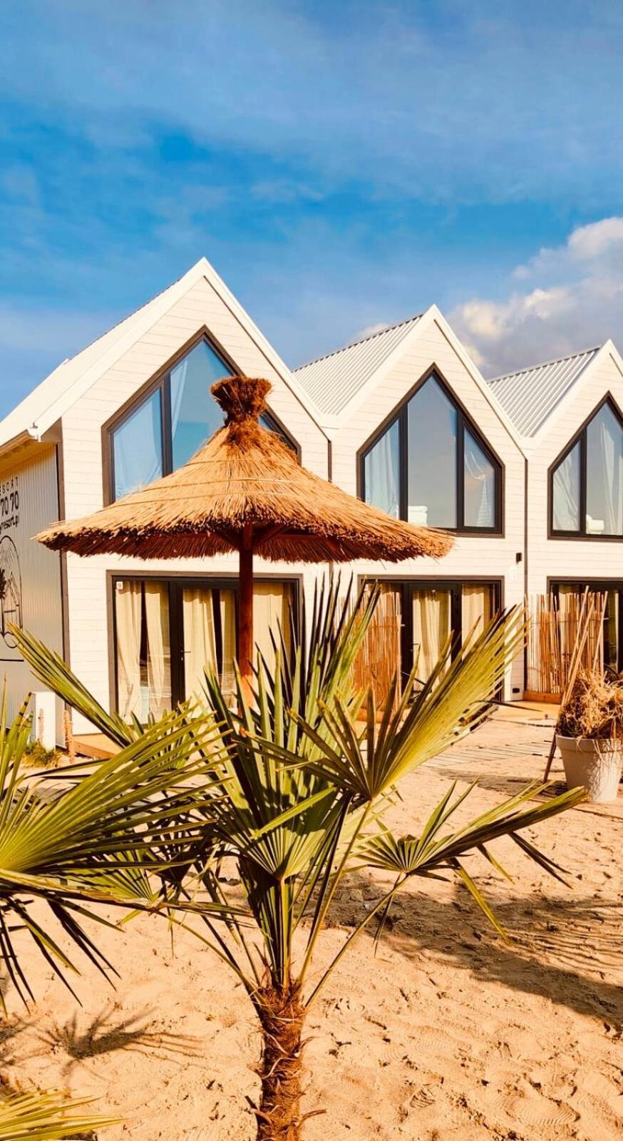 Lulu Holiday Resort Domki Z Podgrzewanym Basenem Mielno  Kültér fotó